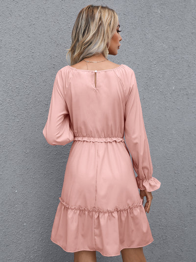 Vestido Largo Cuello V con Bordes Ondulados y Mangas Acampanadas - Image 11