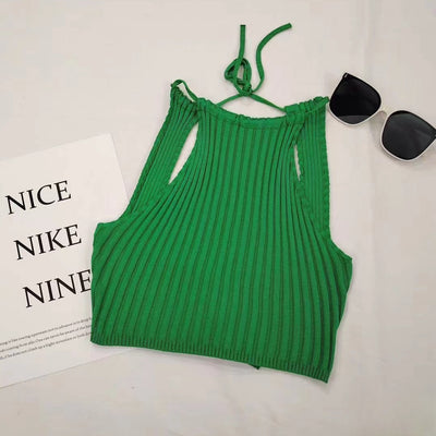 Camiseta Espalda Descubierta Ajustada con Tirantes Cruzados - Image 10