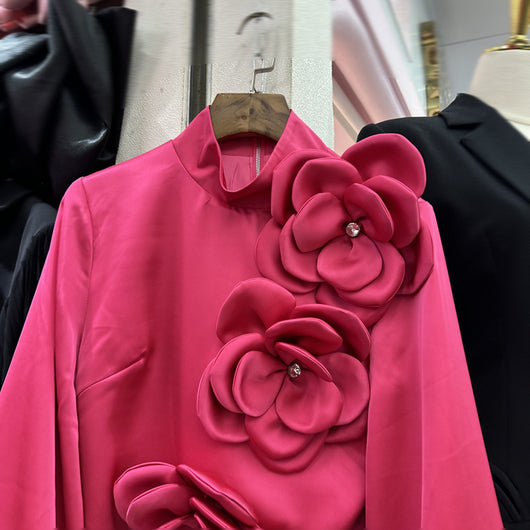 Blusa Acolchada con Flores - Diseño Ajustado y Hombros Reforzados - Image 23