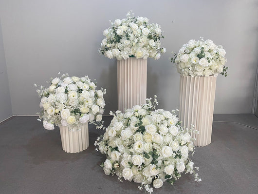Bola Floral de Hortensias y Rosas para Decoración de Mesas de Boda - Image 28