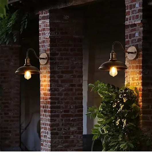 Lámpara de Pared Estilo Retro para Patios y Jardines - Image 13