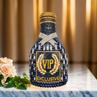 Bolso de Cena Elegante con Diseño de Botella de Champagne y Mano de Diamantes - Image 35