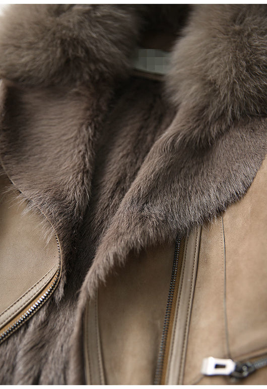Chaqueta Corta Acolchada para Mujer con Cuello de Piel - Image 11