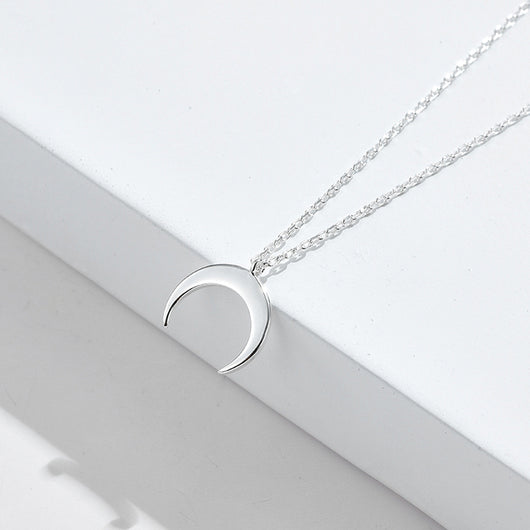 Collar Colgante Luna Minimalista en Plata de Ley - Image 11
