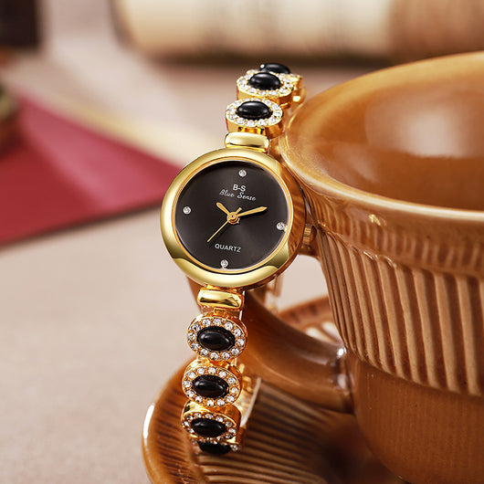 Reloj de Pulsera Elegante para Mujer con Dial Redondo y Diamantes - Image 20