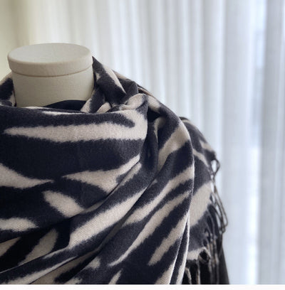 Pashmina Estampada con Rayas y Borlas - Lujo y Calidez - Image 34