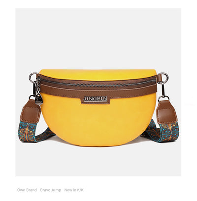 Bolso Bandolera Semilunar con Textura en Pecho para Mujer - Image 28