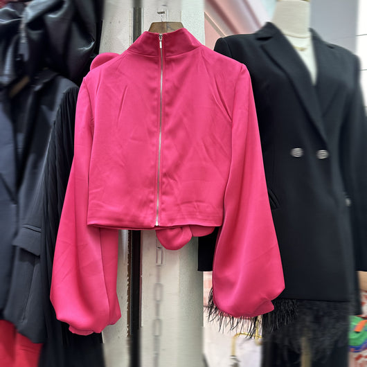 Blusa Acolchada con Flores - Diseño Ajustado y Hombros Reforzados - Image 13