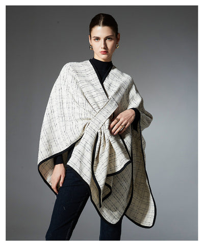Par de Chales Beige con Hebilla para Otoño e Invierno - Image 8