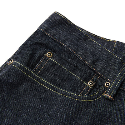 Jeans Slim Rojo Intenso de Corte Clásico - Image 37