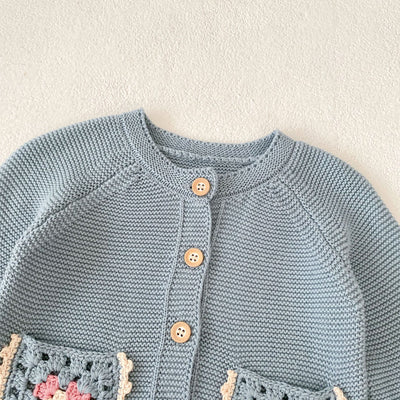 Cardigan Tejido a Mano para Niños con Cuello Redondo y Bolsillos Calados - Image 19