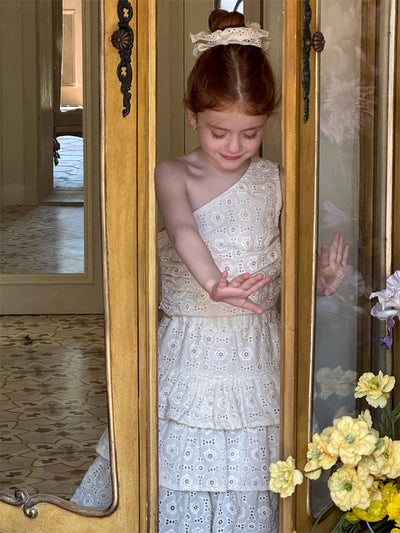 Vestido Pastel con Hombreras Oblicuas y Bordados de Verano - Image 18