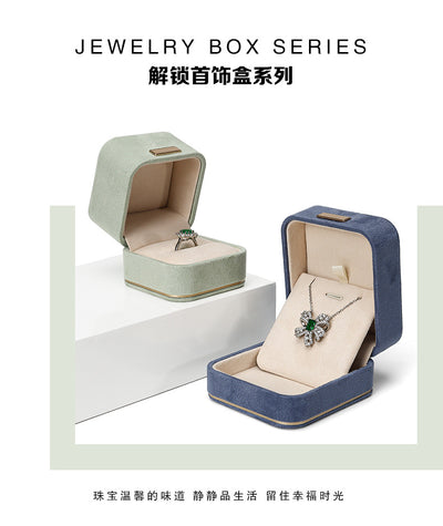 Caja de Presentación Premium para Pulseras de Gamuza - Image 23