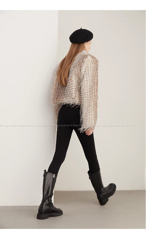 Chaqueta de Invierno para Mujer con Estampado Jacquard y Cuello de Peluche - Image 10