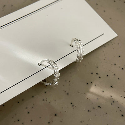 Aros de Hoja de Oliva Minimalistas para Mujer - Diseño Delicado - Image 12