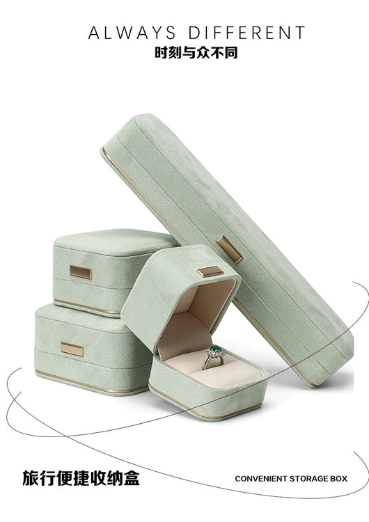 Caja de Presentación Premium para Pulseras de Gamuza - Image 21