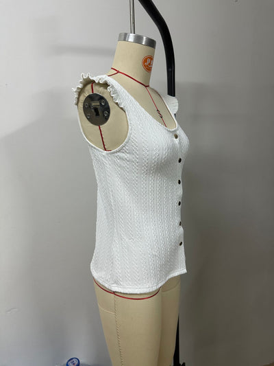 Blusa Sin Mangas Cuello Redondo con Volantes en Colores Sólidos - Image 31