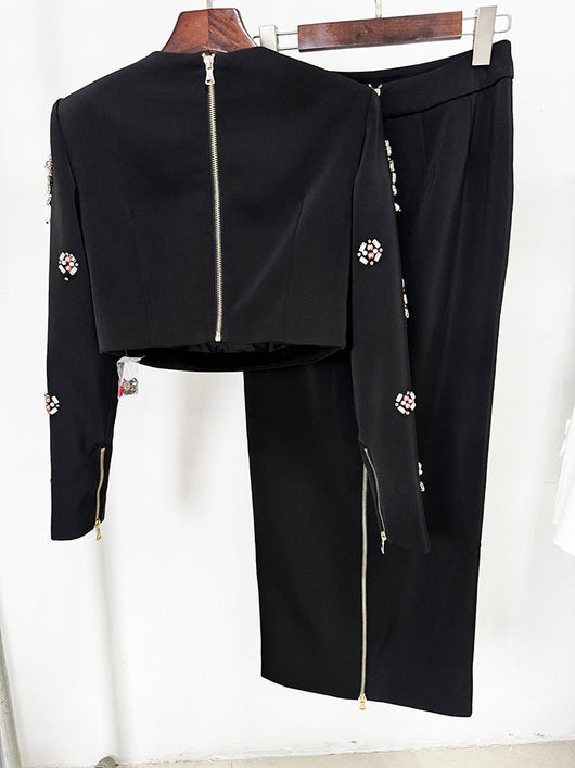 Conjunto Dos Piezas: Top Corto con Incrustaciones de Diamantes y Falda Larga - Image 32