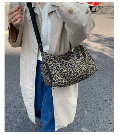 Bolso Mensajero Deportivo Estampado Leopardo Gran Capacidad - Image 15