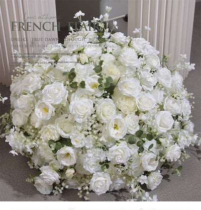 Bola Floral de Hortensias y Rosas para Decoración de Mesas de Boda - Image 24