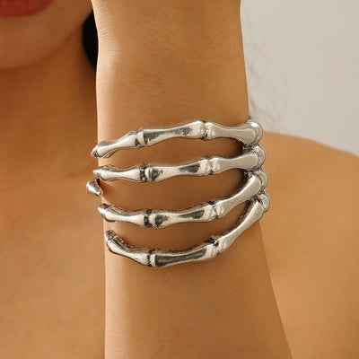 Pulsera Calavera Hueca con Pata Retro para Mujer - Image 14