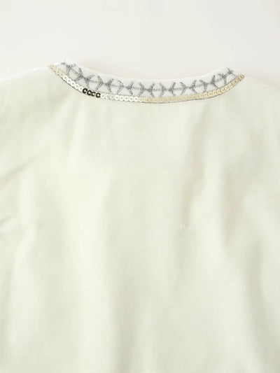 Abrigo Bordado para Mujer con Detalles de Terciopelo - Image 11