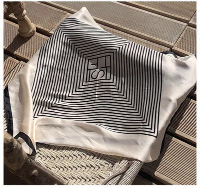 Pañuelo de Seda Cuadrado Rayas Blanco y Negro - Accesorio Versátil para Primavera - Image 55