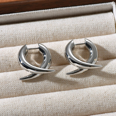 Aros de Cruz en Oro Blanco y Cobre - Diseño Personalizado de Carácter Único - Image 9