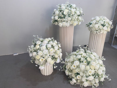 Bola Floral de Hortensias y Rosas para Decoración de Mesas de Boda - Image 30