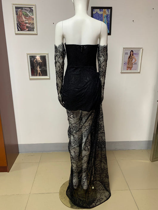 Vestido Largo Strapless con Encaje, Cuentas Brillantes y Abertura Sensual - Image 12