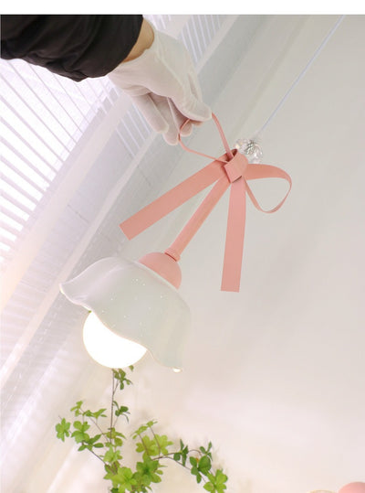 Lámpara Colgante Bow para Restaurante - Diseño Minimalista - Image 9