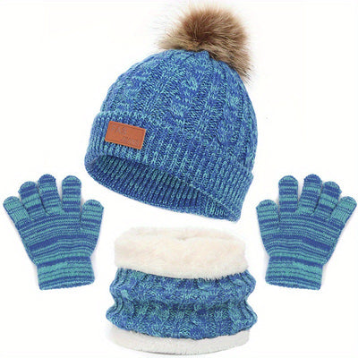 Conjunto Infantil de Gorro, Bufanda y Guantes Tejidos con Pompones - Image 13