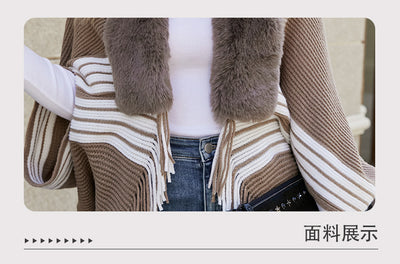 Capa Elegante con Cuello de Piel y Borlas - Diseño Rayado para Mujer - Image 20
