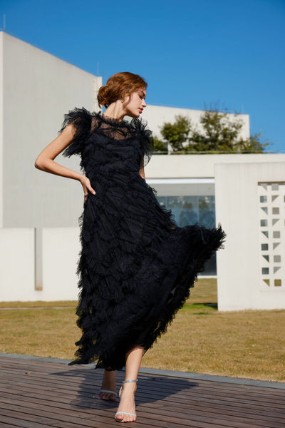 Vestido Elegante sin Mangas con Cuello Tortuga y Falda Tableada Bordada - Image 21