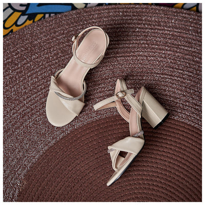 Sandalias con Tacón Robusto para Mujer - Comodidad y Estilo en Talles Pequeños - Image 23
