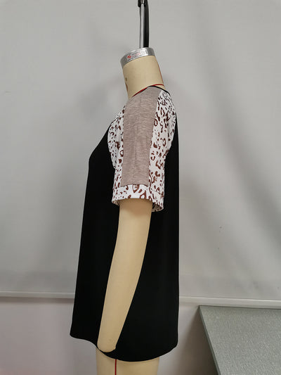 Playera Suelta con Estampado de Leopardo y Paneles - Cuello en V - Image 24