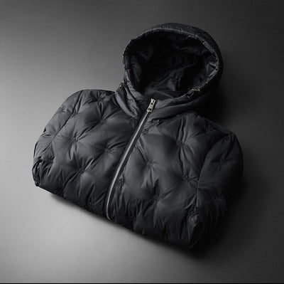 Chaqueta Acolchada con Capucha Bordada para Hombre Talla Grande - Image 11