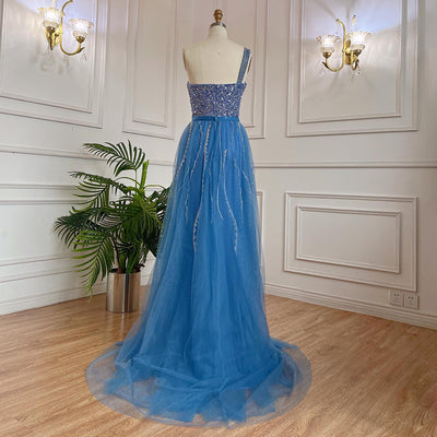 Vestido Fishtail Azul con Hombros Descubiertos y Cuentas Artesanales - Image 36