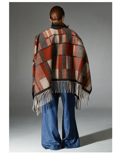 Chal Cuadriculado con Borlas Europeo y Americano en Camel - Image 18