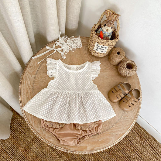 Conjunto de Dos Piezas para Bebé Niña con Blusa de Mangas Volantes y Bloomer - Image 9