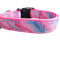 Collar de perro de nailon con hojas rosadas texturizadas