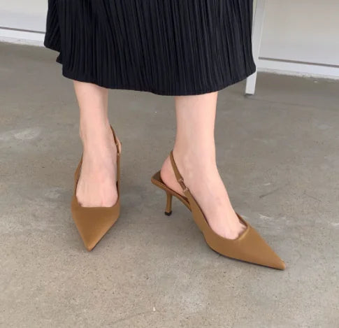 Sandalias Stiletto Puntiagudas con Talón Abierto - Image 29