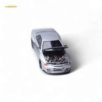 Focal Horizon Skyline GT-R R32 Silver Garage Active 1:64