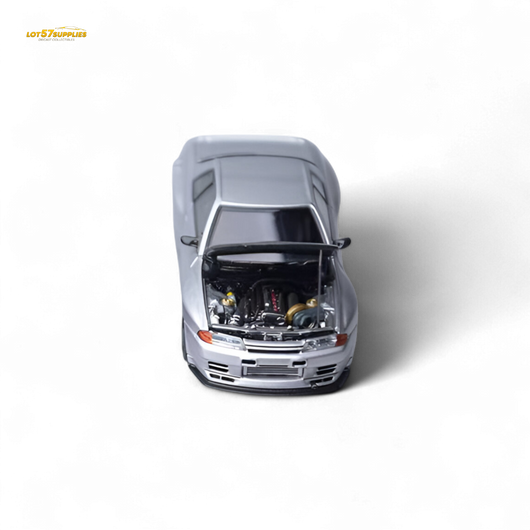 Focal Horizon Skyline GT-R R32 Silver Garage Active 1:64