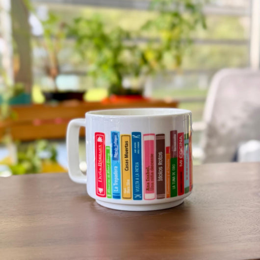 Caneca Biblioteca Venezuelana 11oz | MKA - Literatura venezuelana na caneca