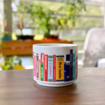 Taza Biblioteca Venezolana 11oz | MKA - Literatura venezolana en taza