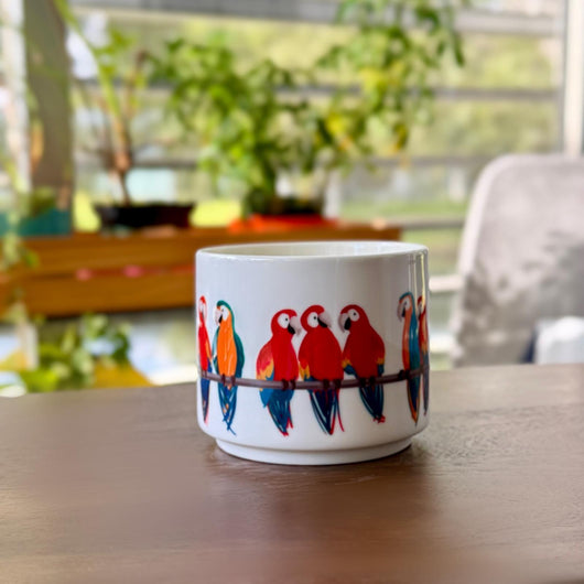 Caneca Guacamayas 325ml | MKA - Fauna venezuelana na caneca