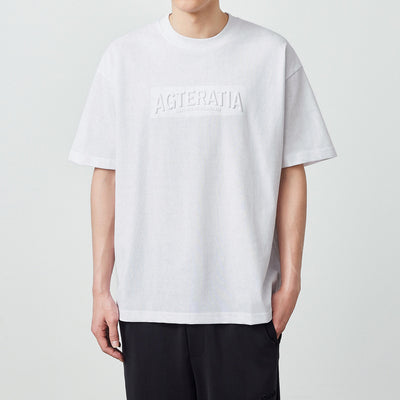 Playera con Estampado de Letras Tridimensionales - Image 6
