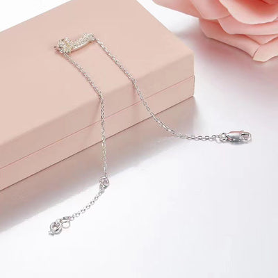 Pulsera Dorada Elegante para Mujer - Joyería de Lujo Minimalista - Image 5