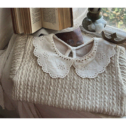 Blusa de Algodón Grueso con Cuello de Encaje - Image 4
